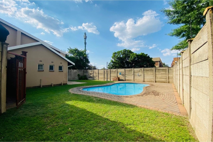 3 Bedroom Property for Sale in Vaalpark Free State